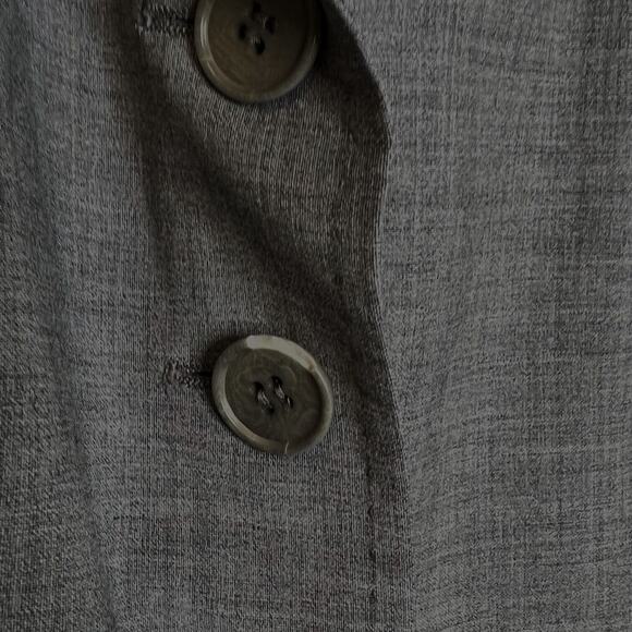 Talbots Womens Wool Blend Blazer Size 16 Light Gray Short Lined Pocket Flaps - Picture 6 of 6